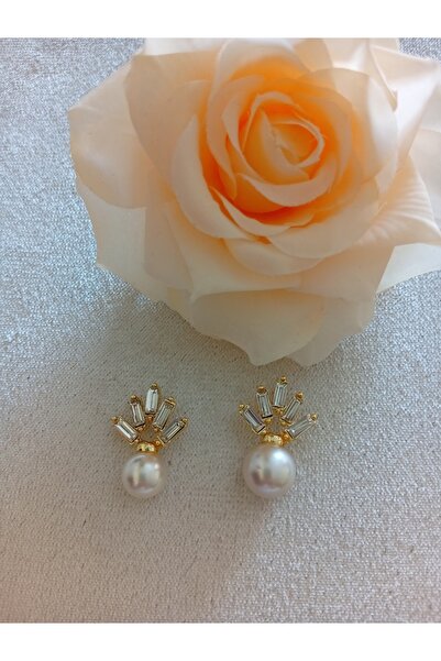 Pervin Ablacım Handmade Gold Earrings with Large Pearl Beads