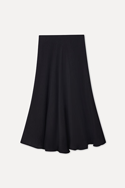 Mudo Women's Black A-Form Midi Skirt
