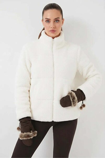Generic Brand Women's High Collar Plush White Coat