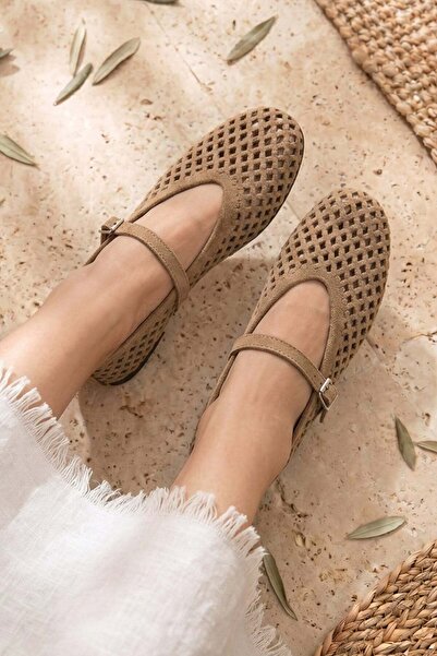 Stilbagshoes حذاء REBECCA نسائي من الجلد الطبيعي بتفاصيل مطبوعة بالليزر، حذاء...
