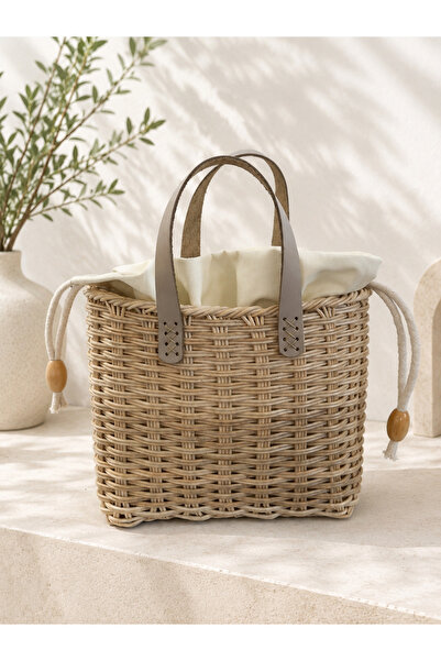 Nua Bags El Yapımı Rattan Çanta – Doğal Hasır Dokulu Premium Kadın El Çantası