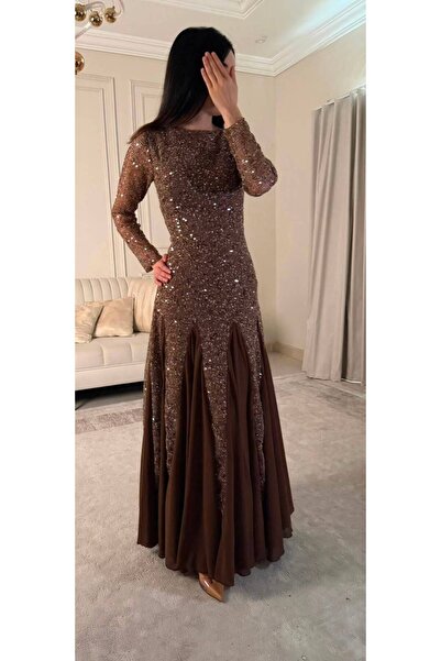 GORI FASHION Soft Dress with a Distinctive Waistline