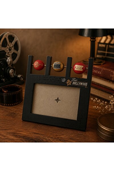 Hureggo Hollywood Souvenir Beaded Vintage Desktop Picture Frame & 16X16 cm