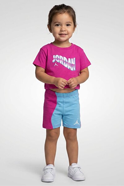 Nike Toddlers Girl 2 Pieces Brand Logo Top And Shorts Set, Purple