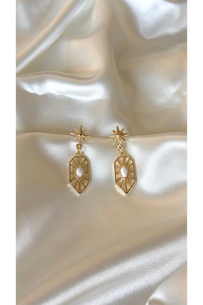 Eylülün Takısı Women's gold color starry modern dangle earrings with stones