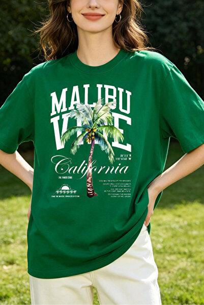 Fleck تي شيرت نسائي من Malibu Vibe California Palm Tree بتصميم جرافيك كبير ال...