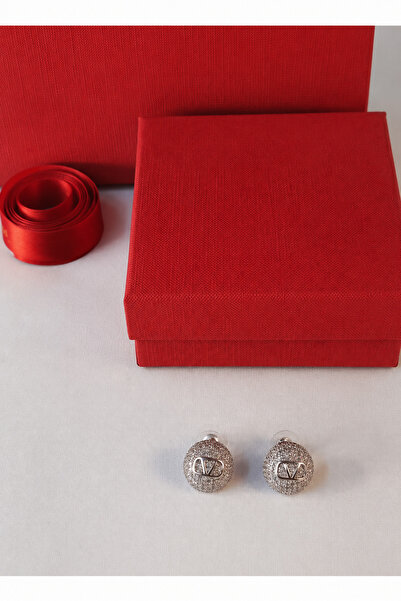 Glamour Galore Earring with Accessories