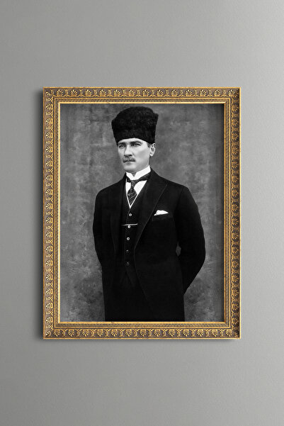 epiqart Mustafa Kemal Atatürk - Vintage Patterned Painting - Fine Model