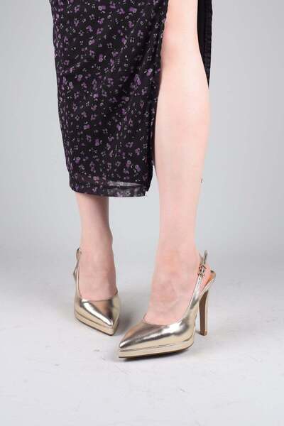 Birikon Floransa Closed Toe Platform Stiletto Gold