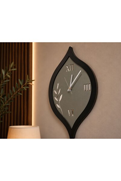 NATURA WOOD Modern Yaprak Tasarımlı Dekoratif Duvar Saati – 31,5 x 52,5 cm