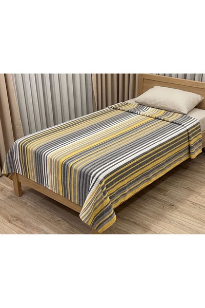 Casa di Mina Single Woven Blanket