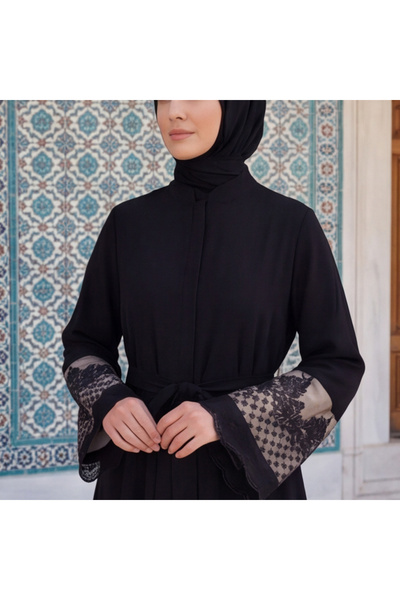 zeynep uyanık White Sündüs Noble Lace Robe – Special Design with Belt and Zipper