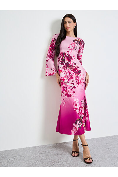 Styli Floral Bell Sleeves Mermaid Hem Maxi Dress