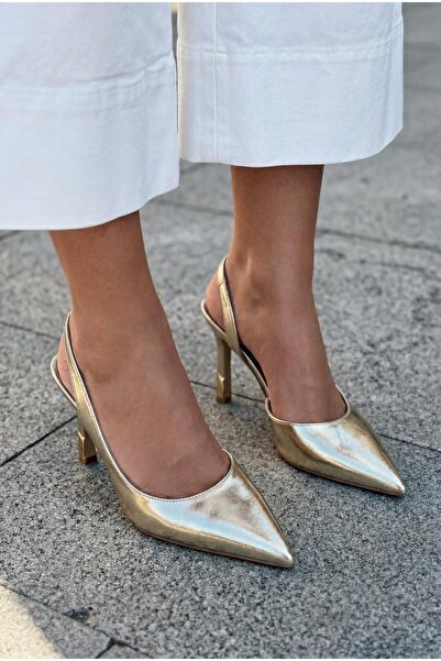 I Love Shoes Γυναικείο στιλέτο από γυαλιστερό δέρμα Soriel Gold