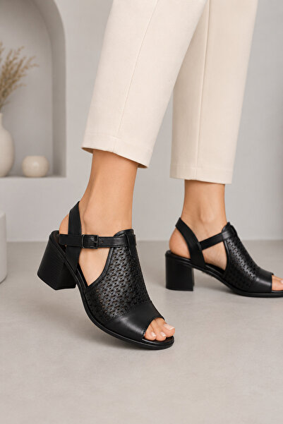 Maiss Shoes Kadın Hakiki Deri Sandalet