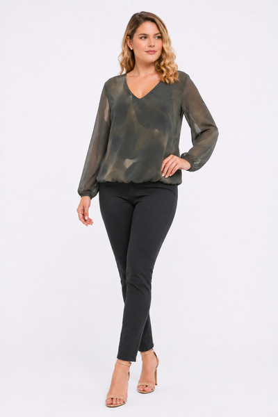 Şans Women's Plus Size Khaki, V-Neck, Camouflage Pattern Chiffon Lined Blouse...
