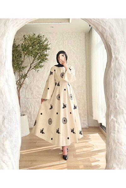 BELLASTORE فستان كتان مطرز
