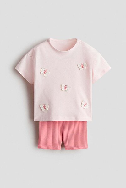 H&M 2-piece top and cycling shorts set
