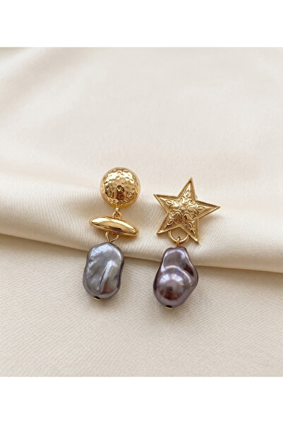 KARE ACCESORIES Black Pearl Earrings with Star and Moon Details
