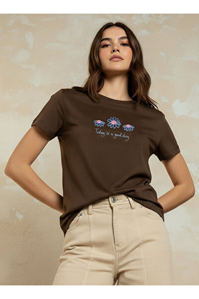 FAV YOUTH WOMAN GRAPHIC CORE TEES
