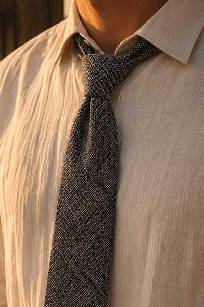 Kravatkolik Black and White Classic Linen Tie Kk13864
