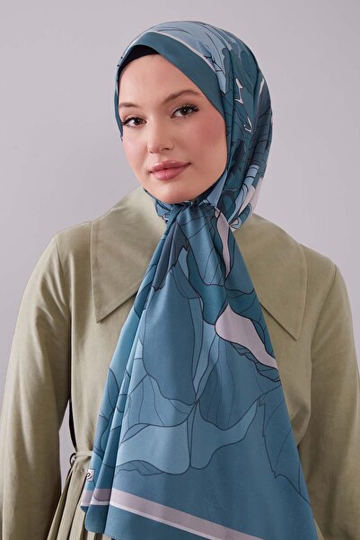 Levidor Turquoise Floral Pattern Moos Chrep Shawl