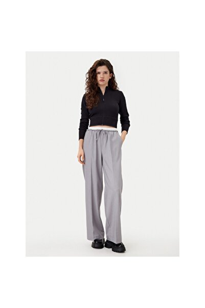 Noisy May Pantaloni de damă din material textil 27033258 Gri