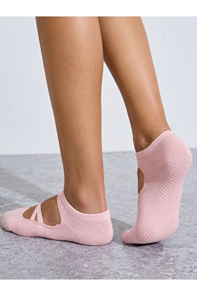 Styli Pink Thin Cross Over Straps Silicon Pad No Show Yoga Socks