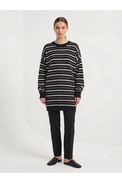 ÇALIKUŞU TRİKO Black Blouse with Striped Hearts and Bat Sleeves