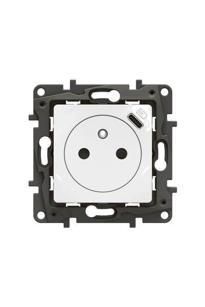 NO BRAND LEGRAND NILOE WHITE Priză simplă cu împământare și încărcător USB-C,...