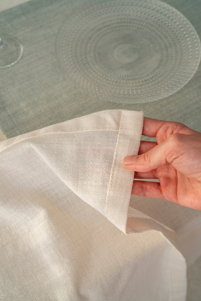 Country House Pure Cotton Tablecloth – Cream