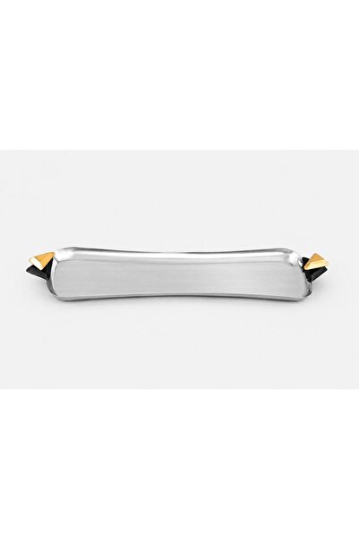 Wahat Aliamtiaz Luxurious Serving Platter with a Modern Touch