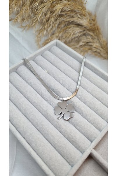ZEYKU ACCESSORİES Gold / Silver Color Italian / Snake Chain Steel Women's Necklace with Clover Figure - Non-Tarnishable Luck Necklace