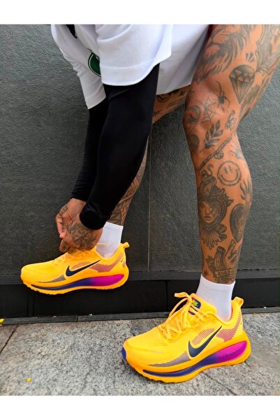 Nike Vomero 18 Erkek Sarı Koşu Ayakkabısı (COOLMOVE)