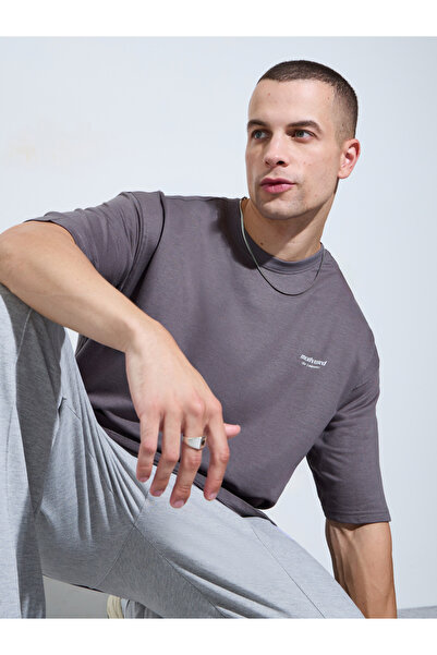 Styli Men Oversize Front Graphic Print Terry T-shirt