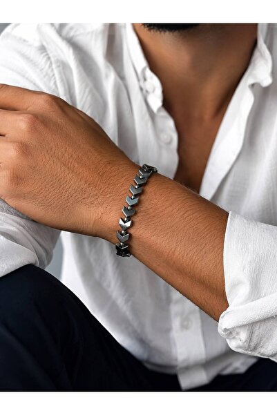 Valmont Men's Black Hematite Stone Look Arrow Pattern Bead Bracelet
