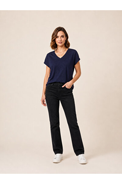 Vigoss Jeans تي شيرت نسائي من فيجوس بياقة على شكل حرف V B13161-03132
