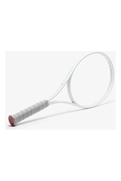 Wilson Shift 99 V1 Tenis Raketi 300 gr Ağırlığında Beyaz Renk Yetişkinler İçi...