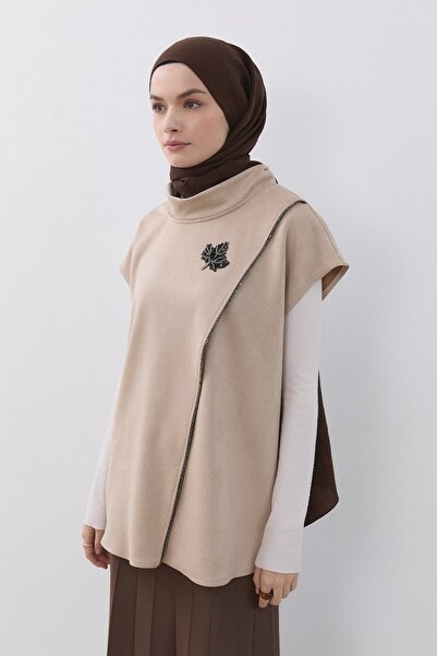 Nihan High Collar Suede Sweater - Beige