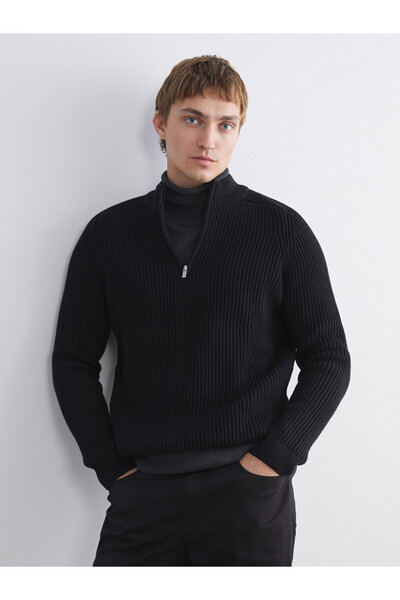 LC Waikiki Standard Fit Stand Collar Men's Sweater