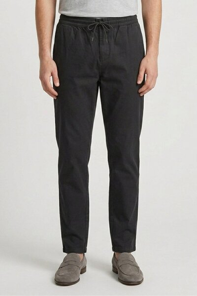 Larsson & Co Men Slim Fit Solid Chino Pants, Dark Grey