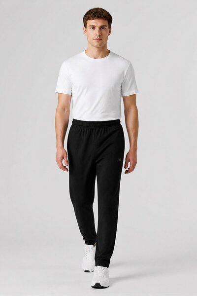 New Balance Men Sportswear Fit Training Sweatpants, Black