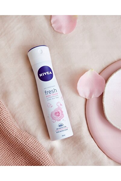 NIVEA 4 x ANTIPERSPIRANT SPRAY ROSE TOUCH 150 ML