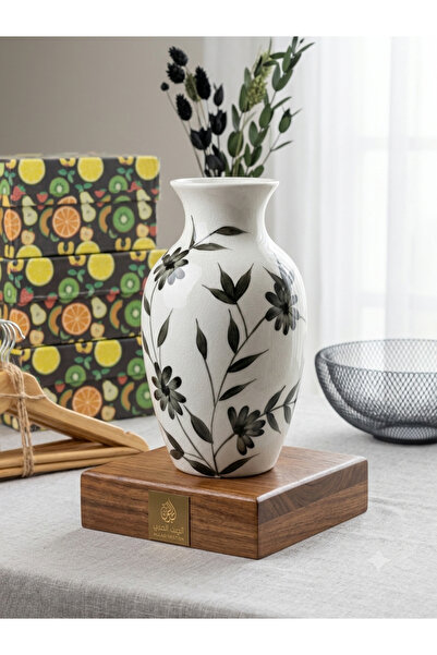 Binshihon Home Classic White Ceramic Vase with Dark Plant and Flower Motifs