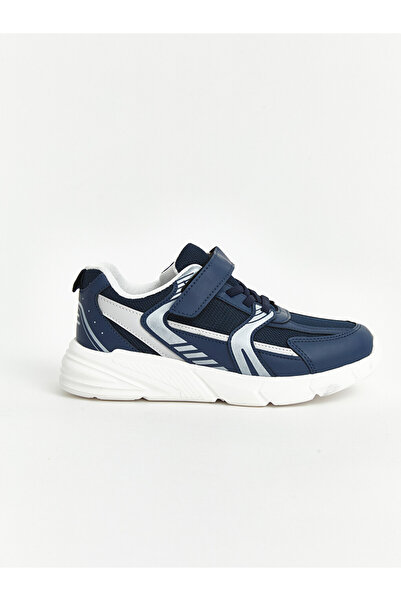 LC Waikiki Mesh boys' sports shoes