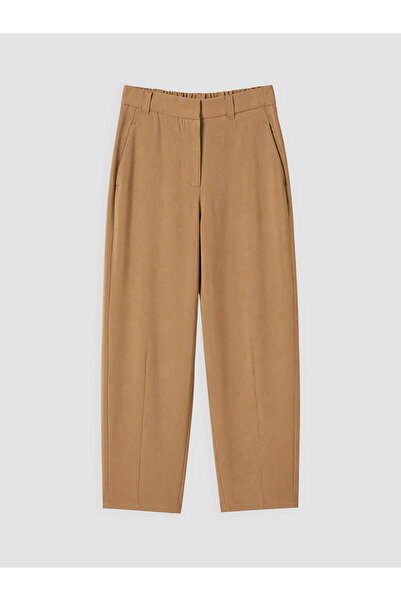 LC Waikiki Lcwaikiki Classic Beige Elastic Waist Carrot Cut Women's Trousers
