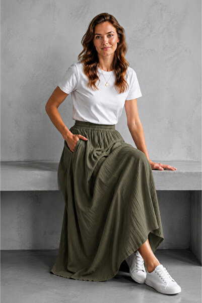 Banadamoda Women's Strawberry Fabric Wide-Cut Maxi Skirt with Pockets and Ela...