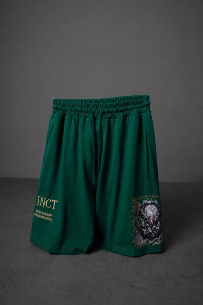 Slatra Men's Green Instinct Embroidered Above-Knee Shorts