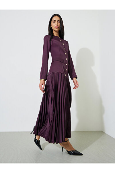 Styli Purple Solid Pleated Button Detail A-Line Maxi Dress