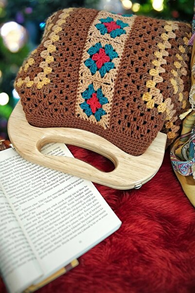 Siyah Vintage Görünümlü Klipsli Büyükanne Çantası